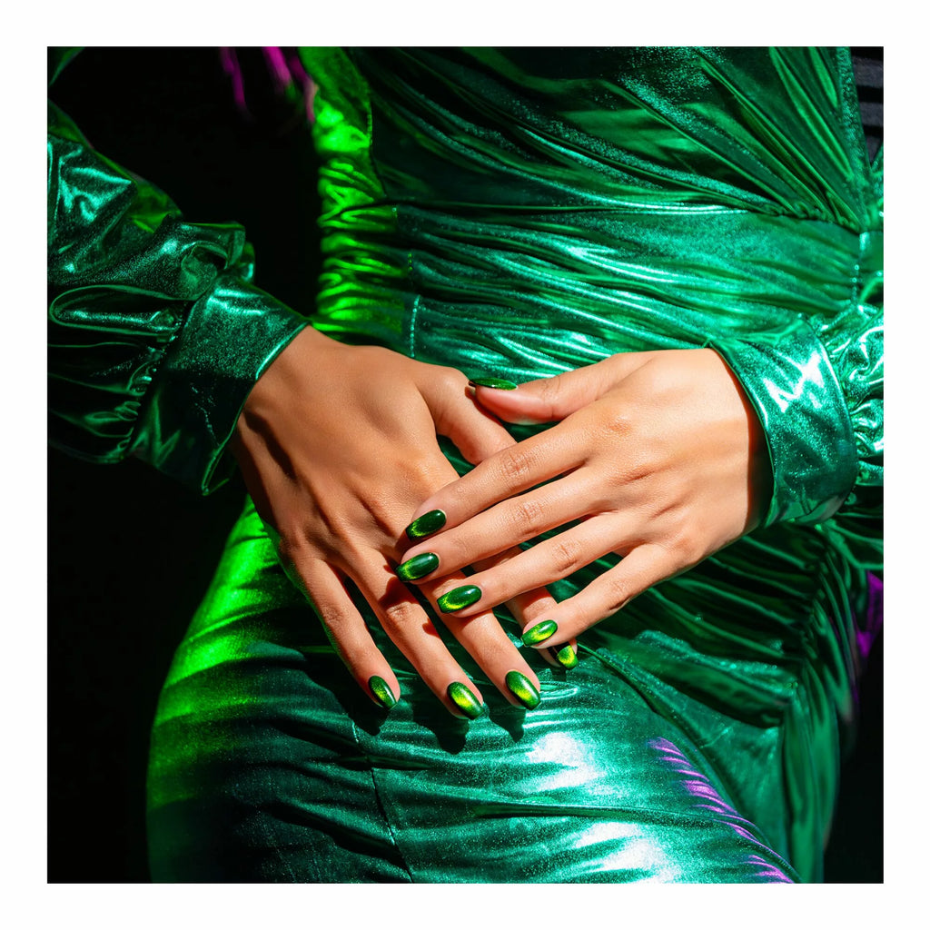 Gelish Magnetic Reflections Green Lights Only, 0.5 oz