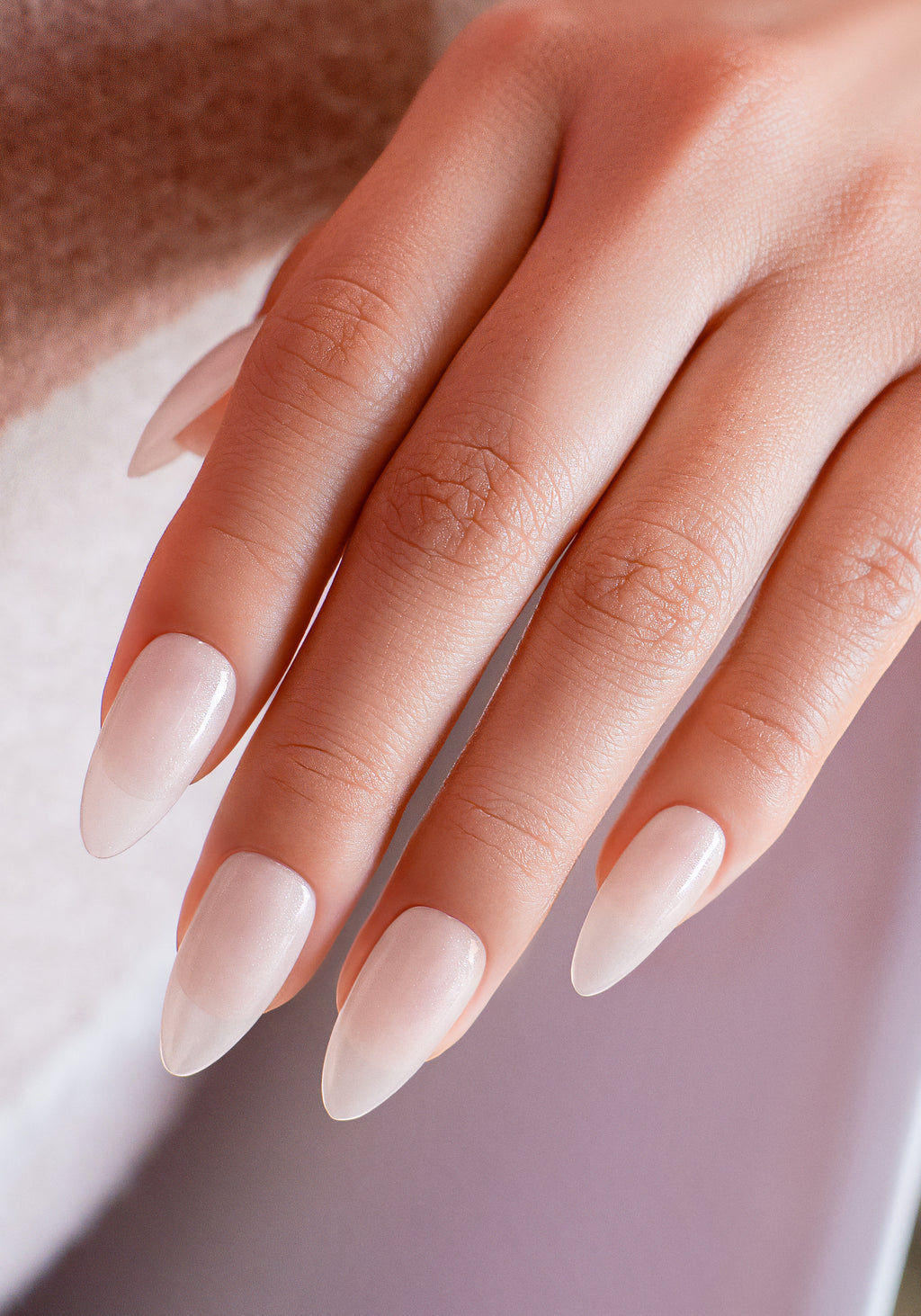 Gelish Soak-Off Gel Polish Barely Buff, 0.5 oz
