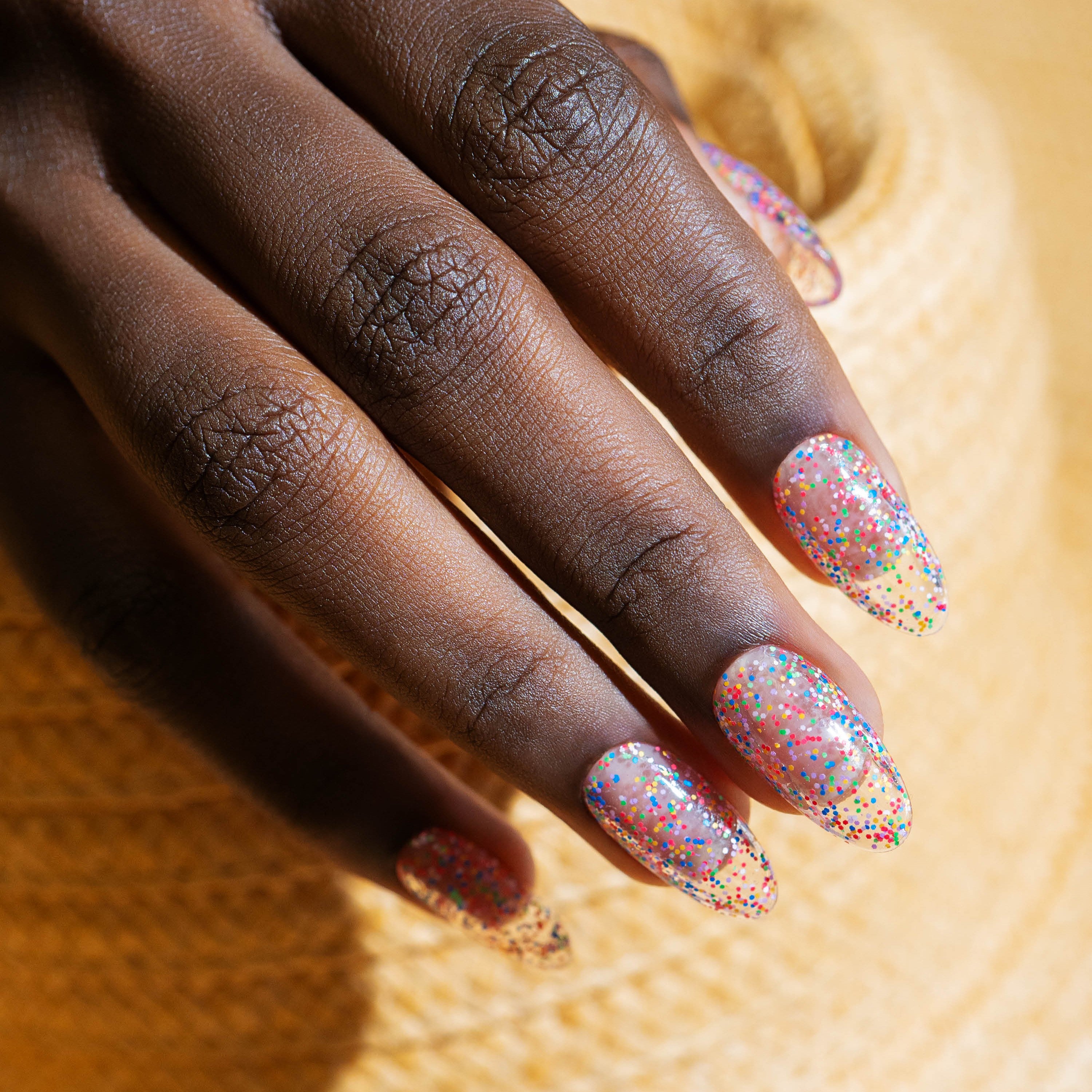 Gelish Soak-Off Gel Polish Lots Of Dots, 0.5 oz