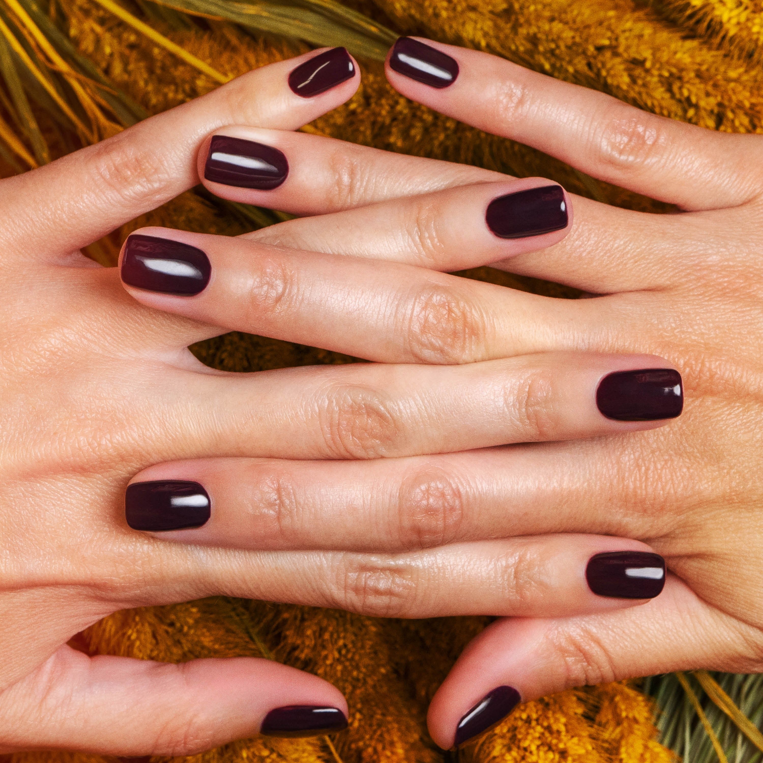 Gelish Soak-Off Gel Polish Love Me Like A Vamp, 0.5 oz